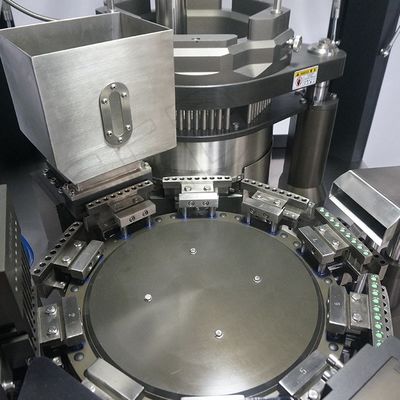 Macchina riempitrice di capsule in polvere ad alta produzione e alta velocità completamente automatica